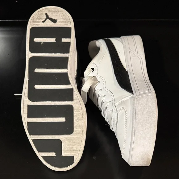 Puma White and Black Women's Sneakers - Picture 3 of 6